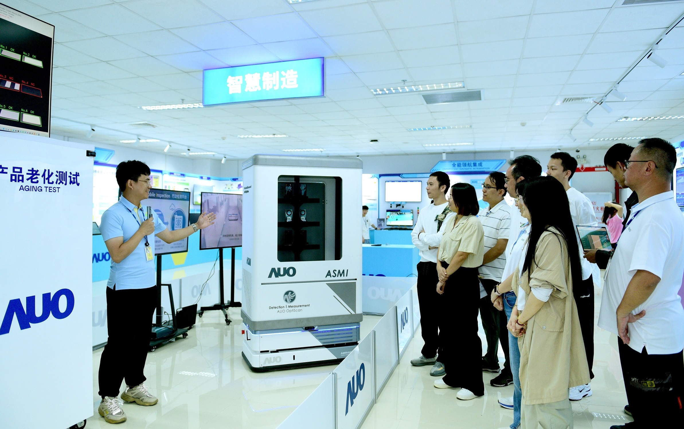 k8凯发(中国)廈門將5G+ABC技術串聯生產管理全流程，打通研發、採購、生管、製程、設備、品質等產品全生命週期製造流程，完成數位化設計、智慧供應鏈、智慧座艙、全流程設備管理、資料驅動優化、智慧線上檢測、智慧品管等自我調整生產模式升級